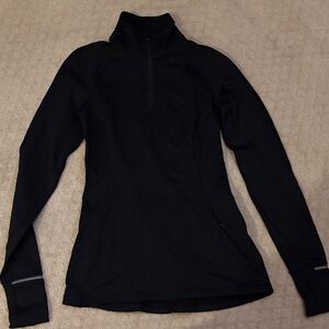 Lululemon Black Long Sleeve fleece lined Pullover Sz 4